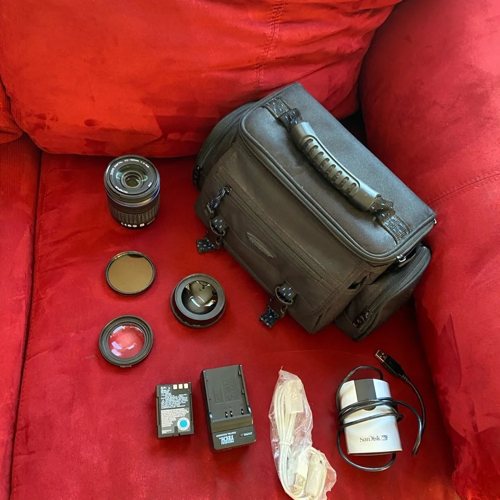 πΈ Olympus E-520 Digital Camera with case and many accessories - Picture 8 of 15